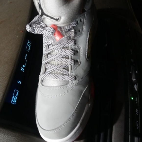 Jordan 5 hotlava - Picture 3 of 4